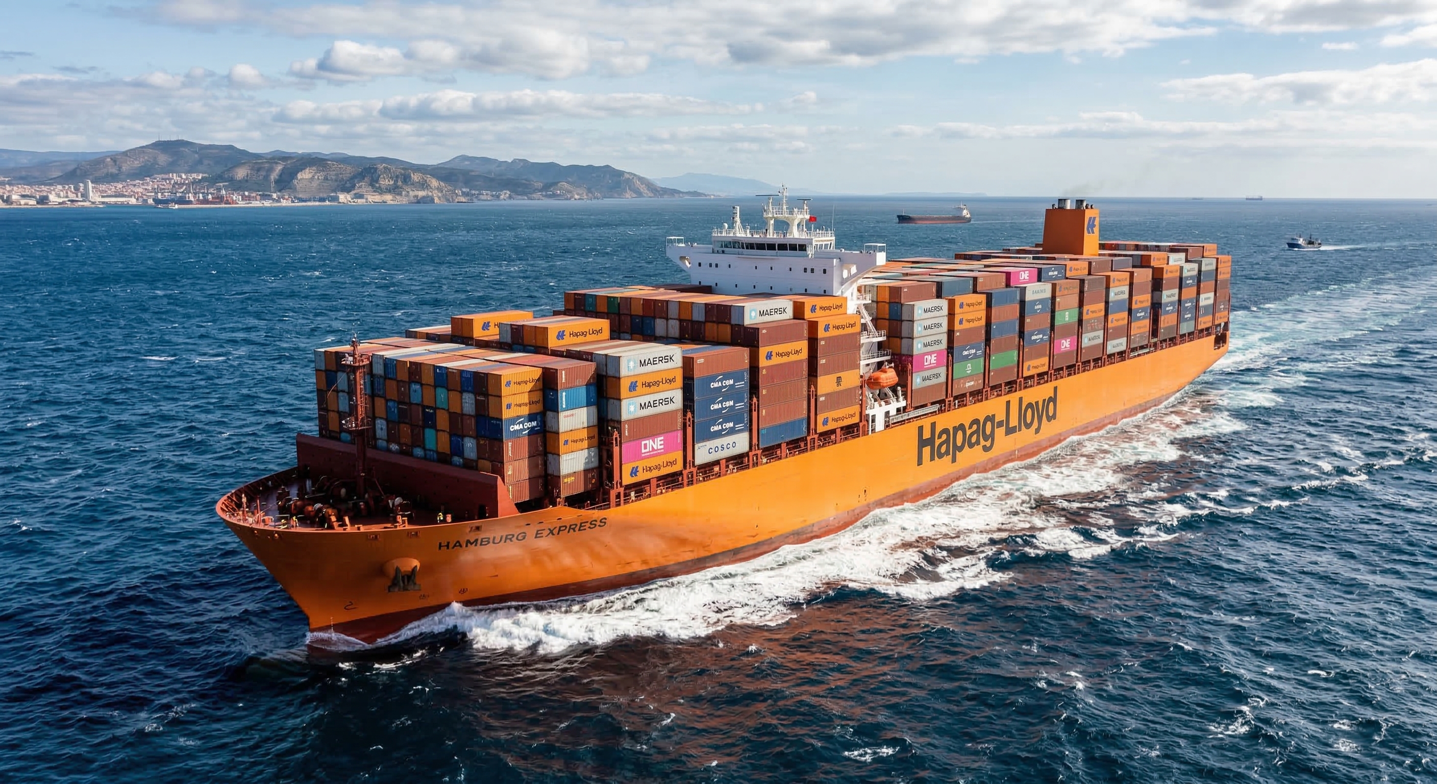 Hapag-Lloyd Applies Emergency Operational Surcharge at Khorfakkan Terminal and Raises Inland Transport Costs