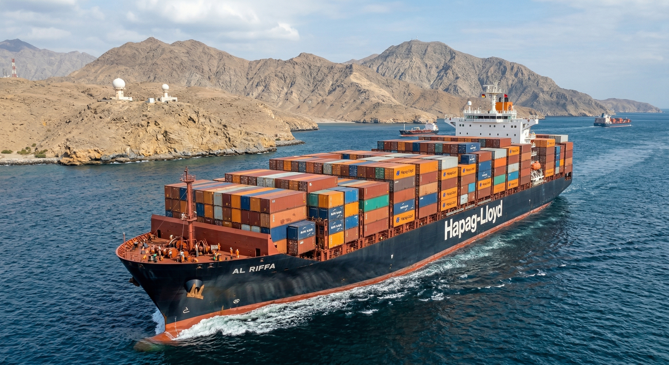 Hapag-Lloyd: New Surcharges, Booking Stops, and Shipment Suspensions Amid Regional Disruptions