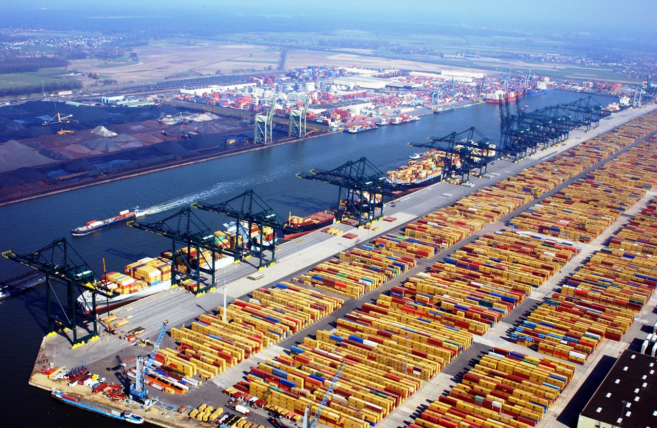 48-Hour Strike Halts Operations at Port of Rotterdam